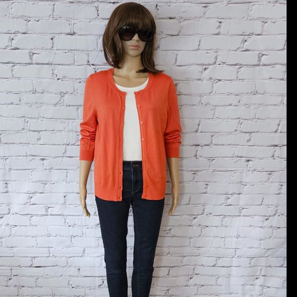 NWT!!! HALOGEN, Orange 3/4 sleeve button down cardigan - Picture 5 of 15